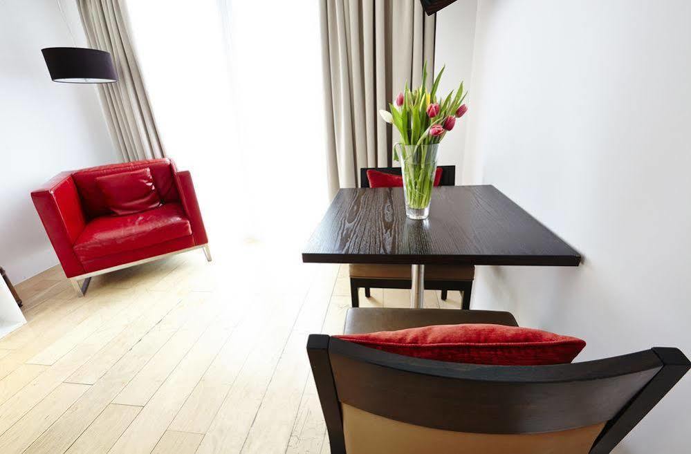 Hotel By Marriott Tower Bridge Londres